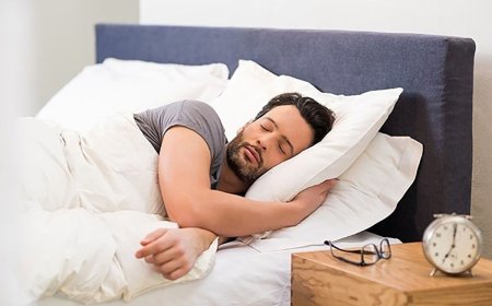 کاهش خواب عمیق؛ زنگ خطری جدی برای افزایش خطر زوال عقل در سالمندی